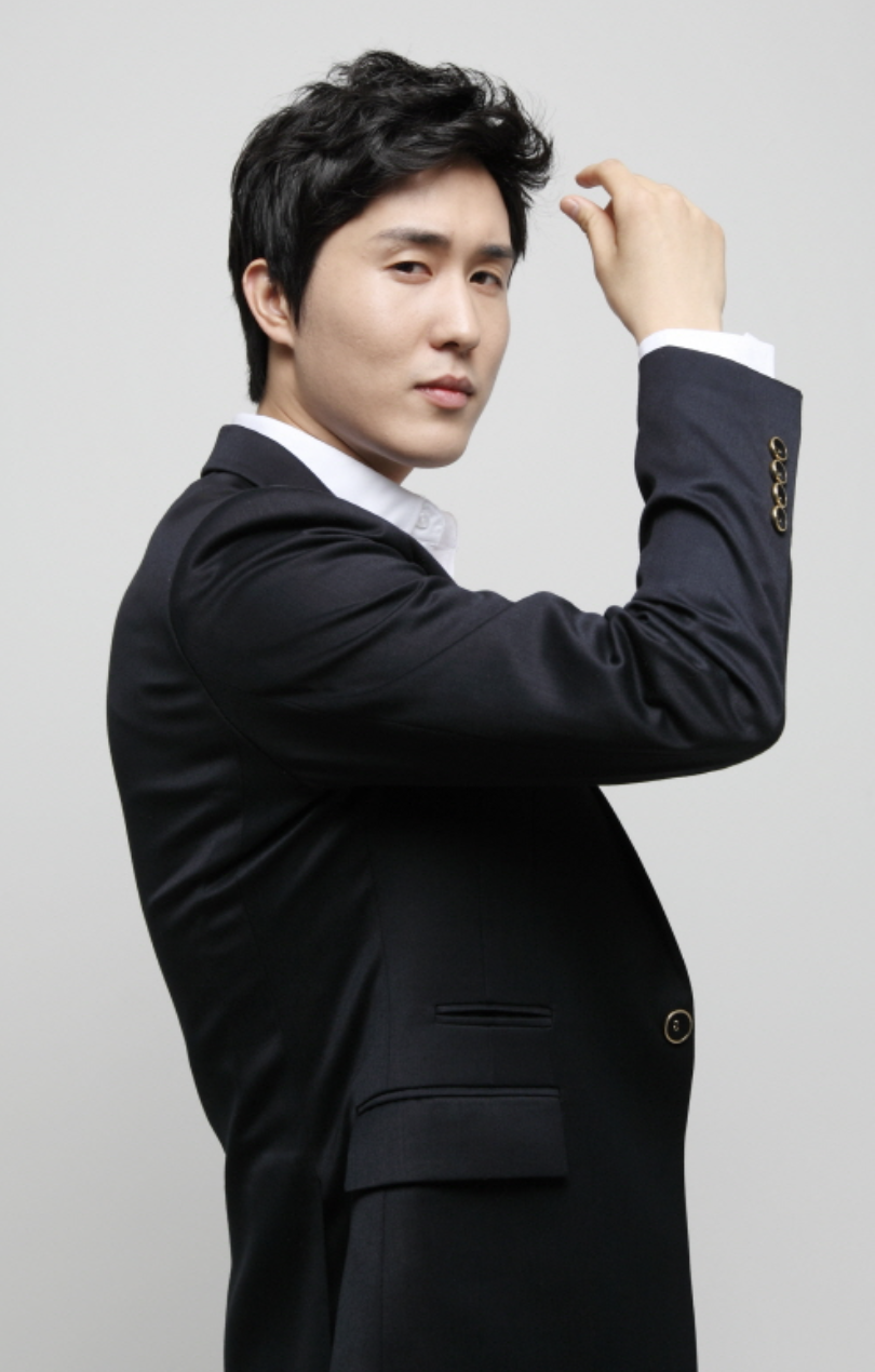 트로트 가수 신유