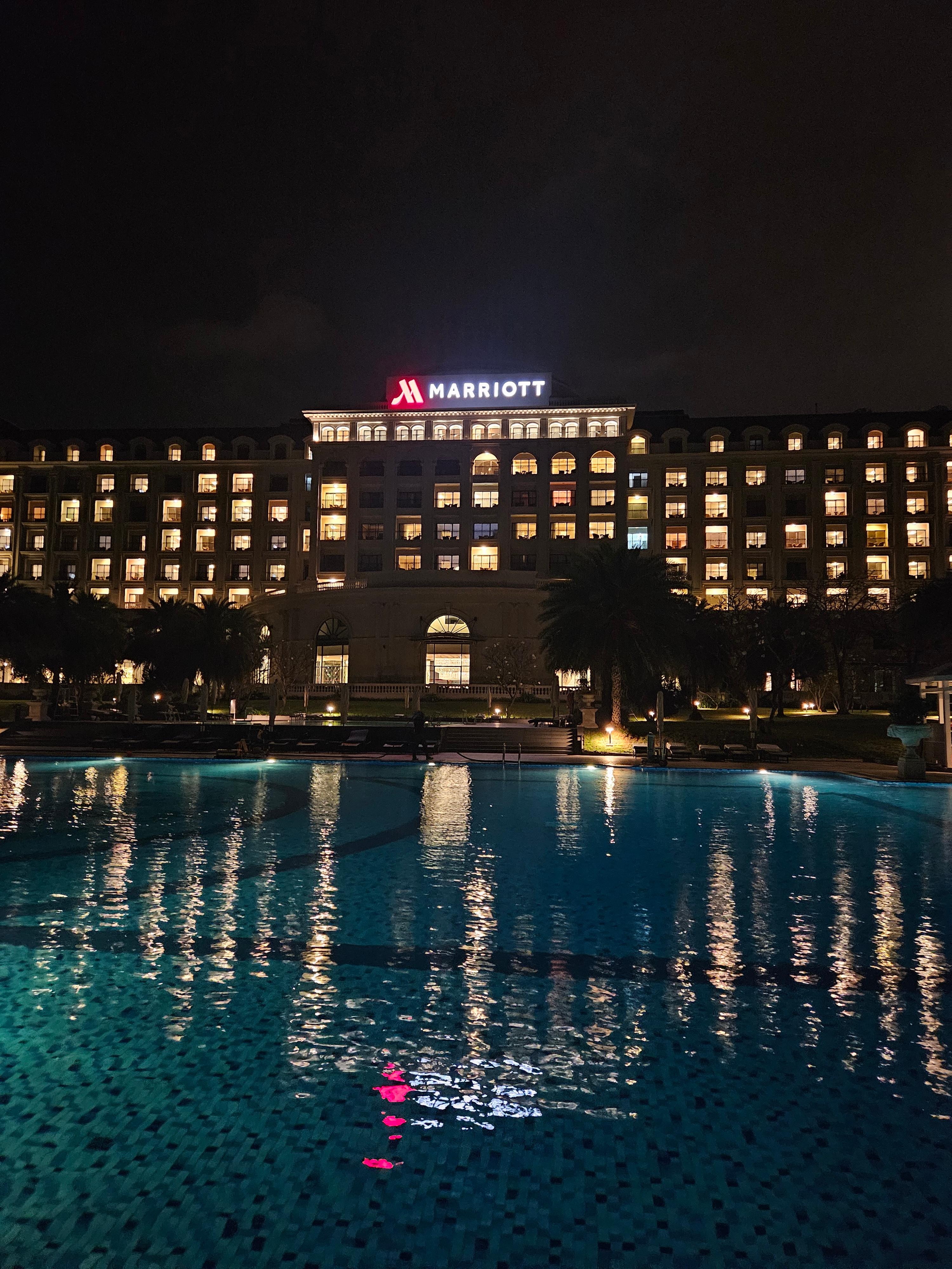 메리어트 리조트 야경