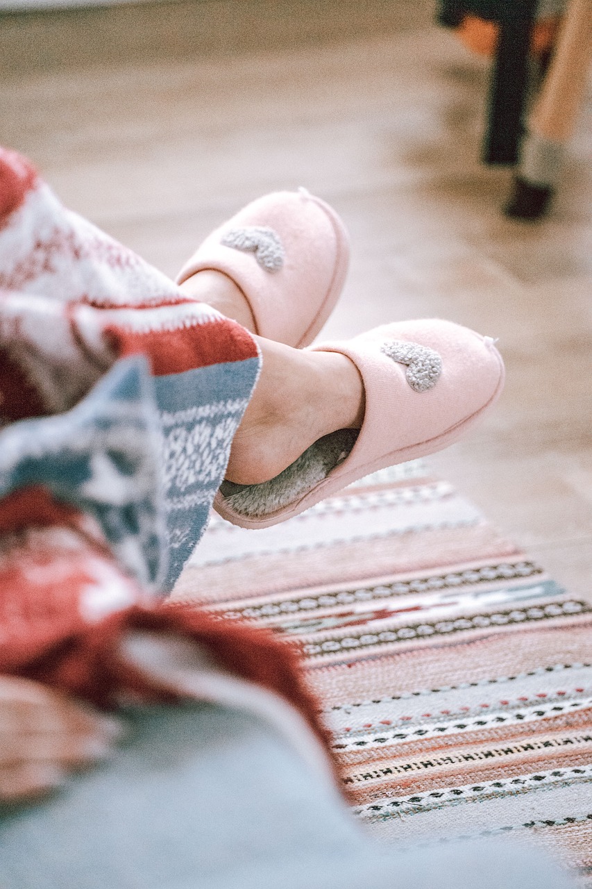 따뜻한 털신발과 담요, 러그