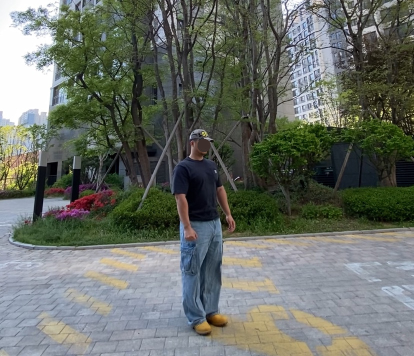 데일리룩('26. 4. 27.)블루썬플라워 SUN로고 카모플라주 빈티지 카모 볼캡, 칼하트 포켓 반팔티셔츠 K87, 무신사스탠다드 워싱 카고 팬츠, 팀버랜드 6인치 워커 부츠