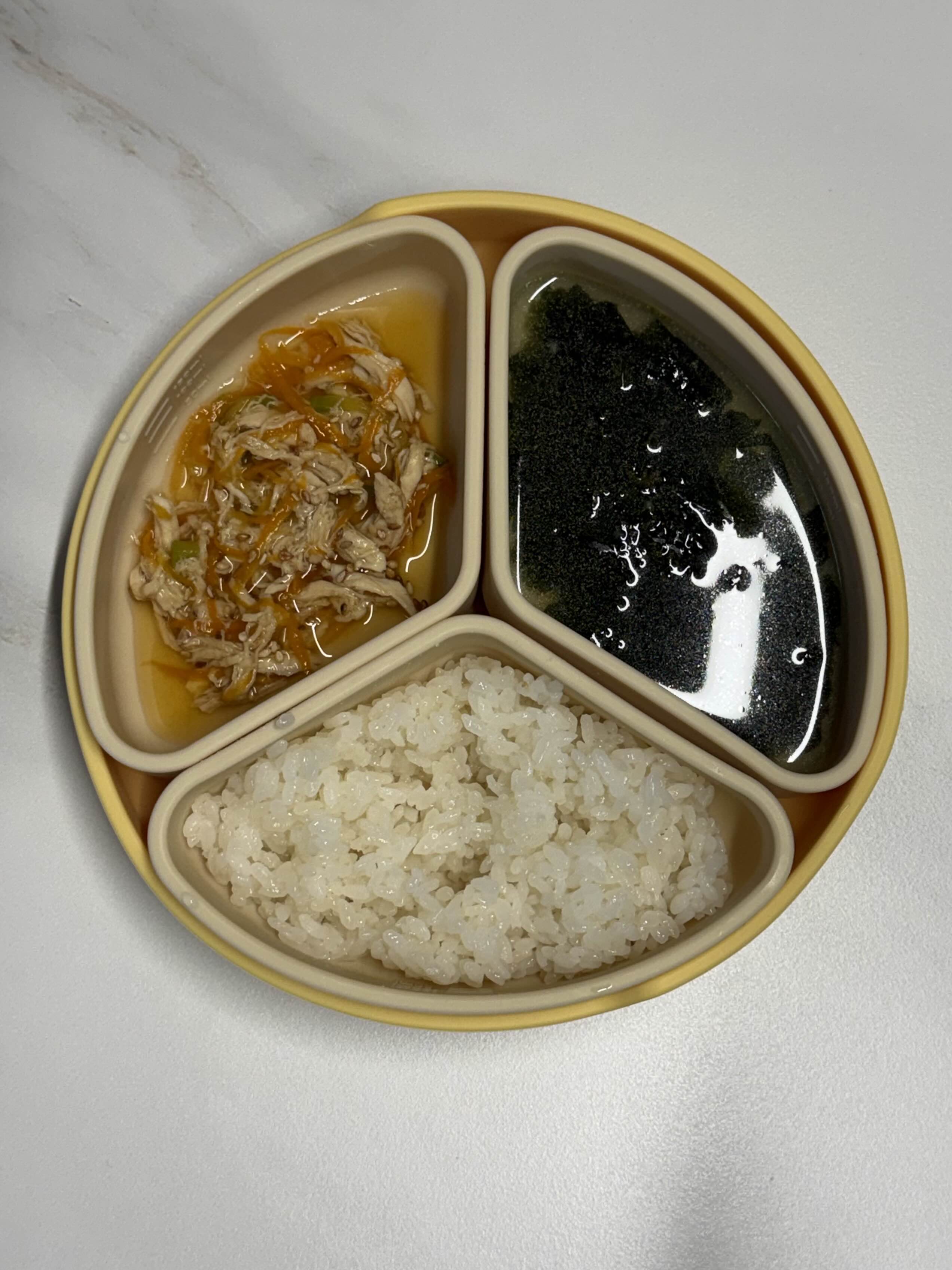 두돌아기 닭고기야채조림