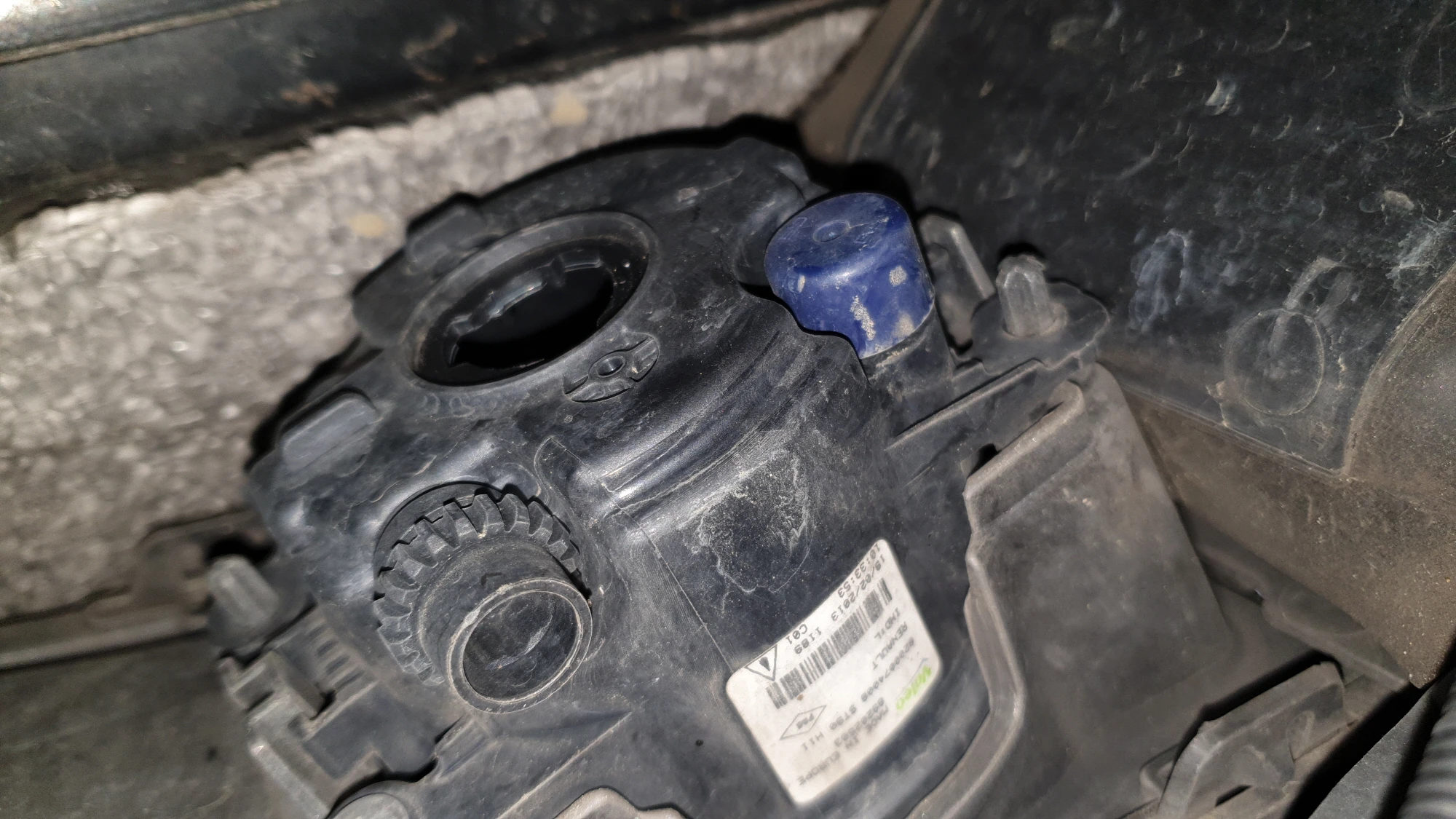 안개등 램프 끼우는 곳