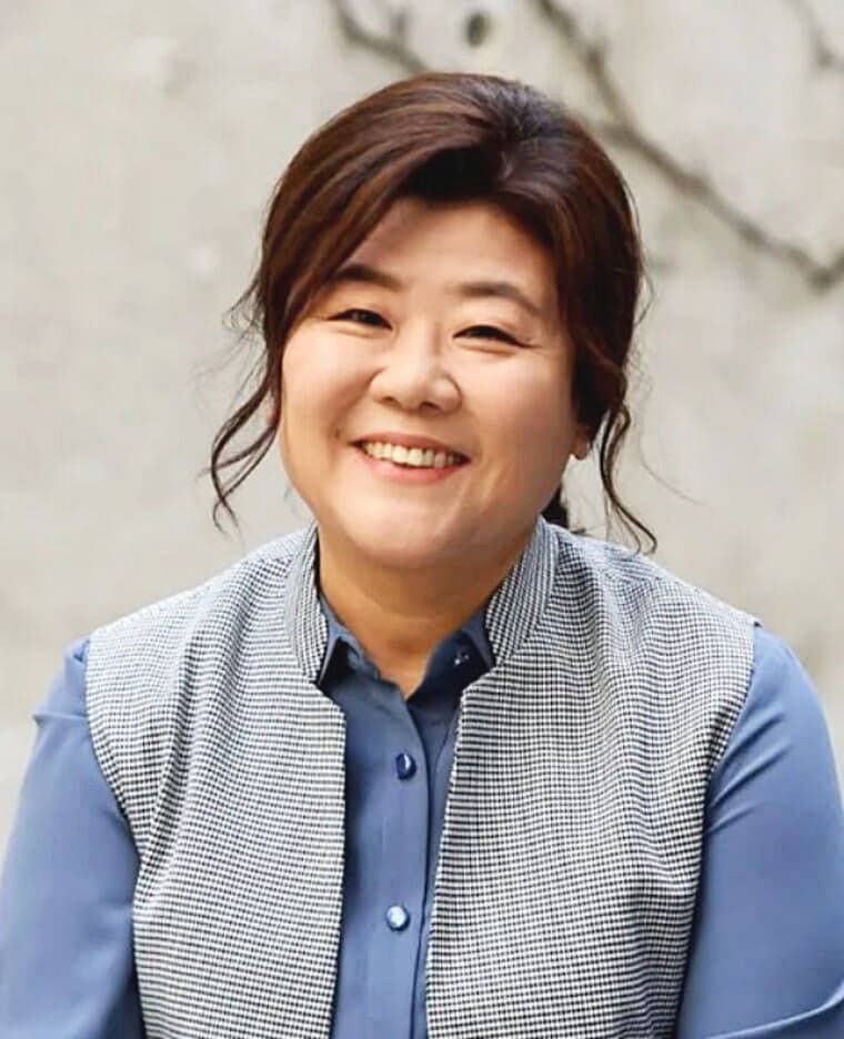 배우-이정은