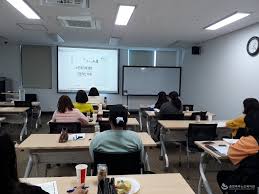 생활지원사 급여