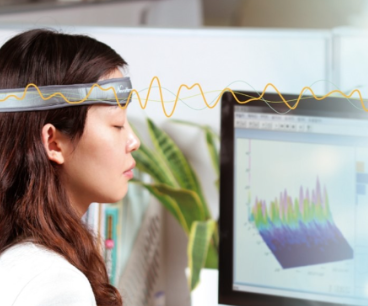 뇌파가 만든 감정형 콘텐츠 시대 이미지