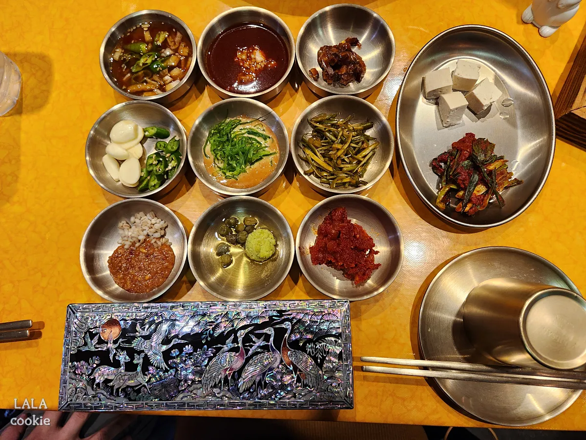 대구-중구-소막창-대창-맛집-몽실집-각종-소스