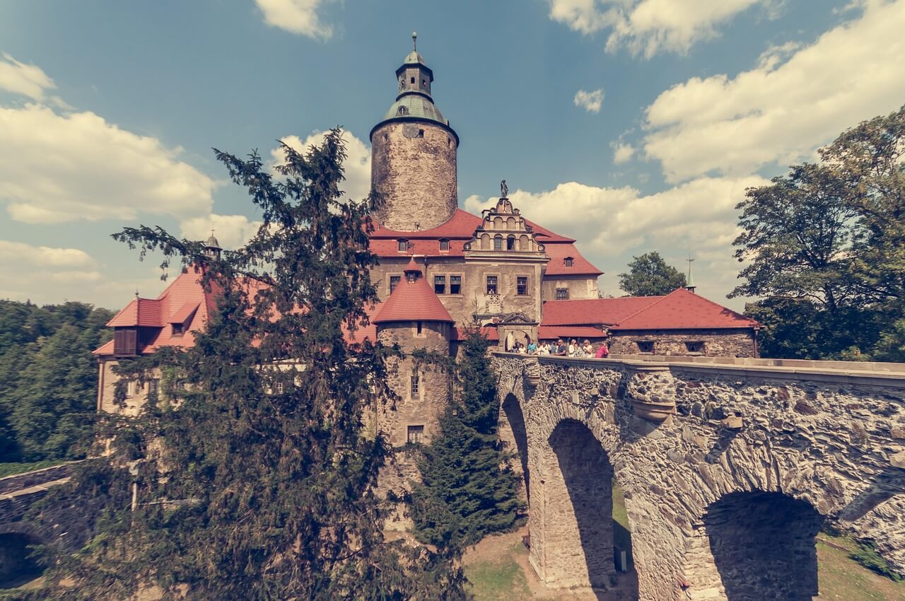 탐험 후 남긴 흑백 사진 한 장의 의미