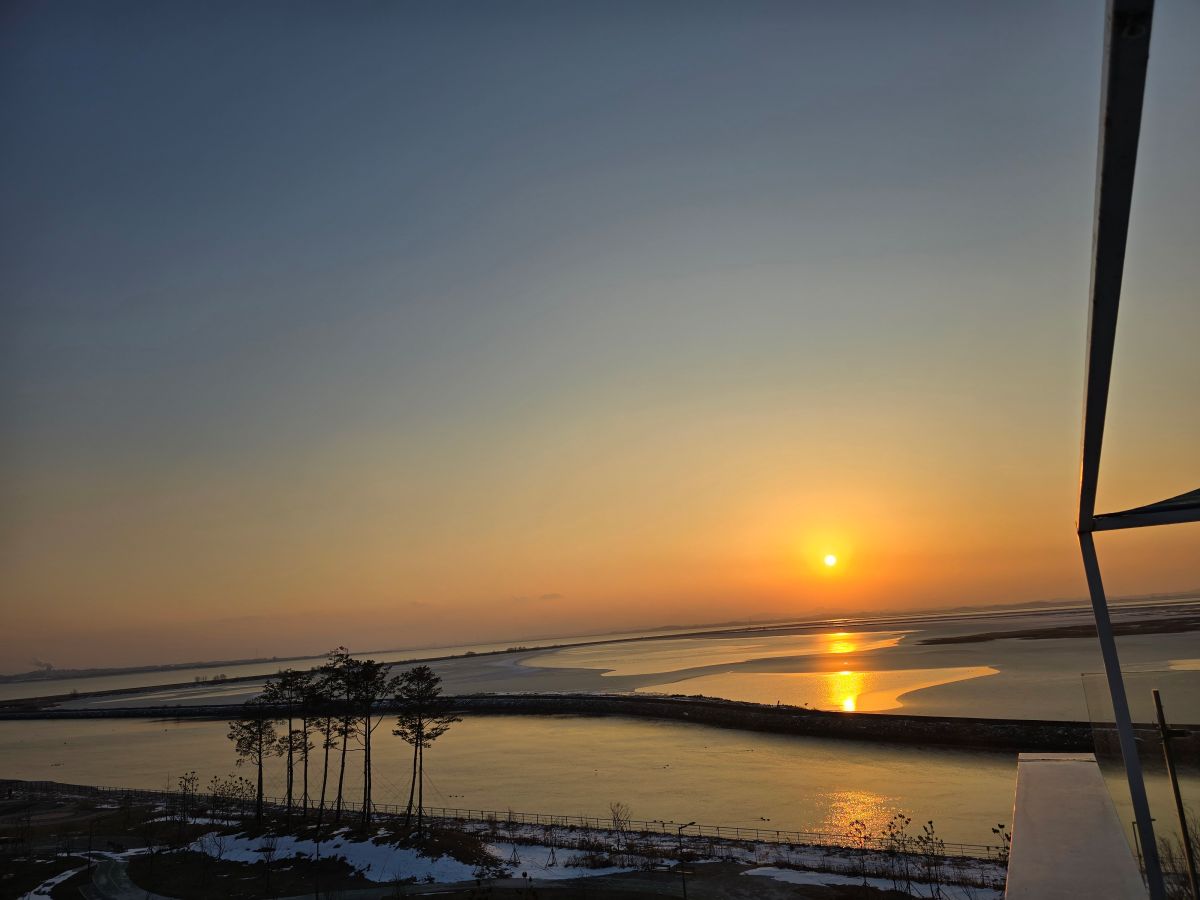 루프탑에서-본-바다