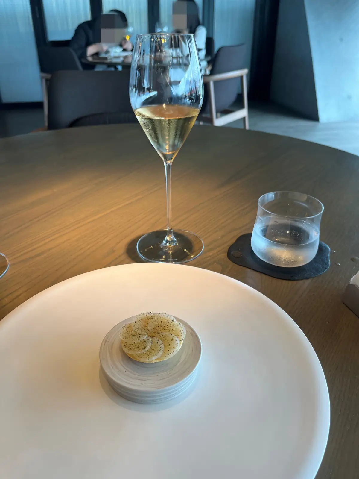 홍콩-모수-스몰바이트-콜라비