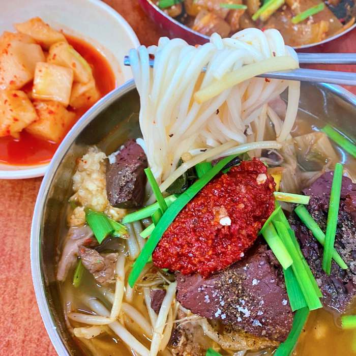 6시내고향 부산 부평 깡통시장 전국 택배 돼지국밥 맛집