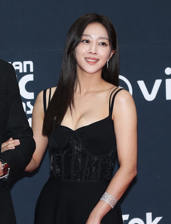 조보아-프로필-사진