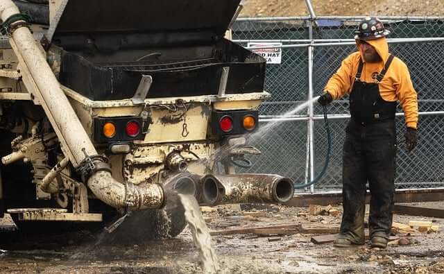 시멘트-보는-꿈-해몽