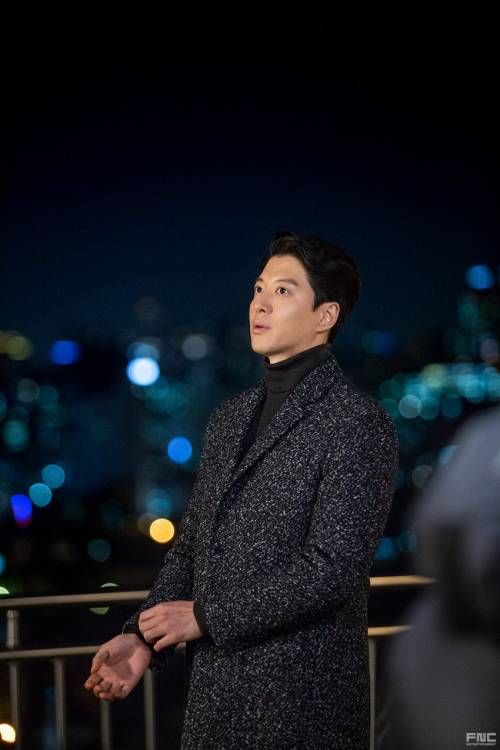 이동건