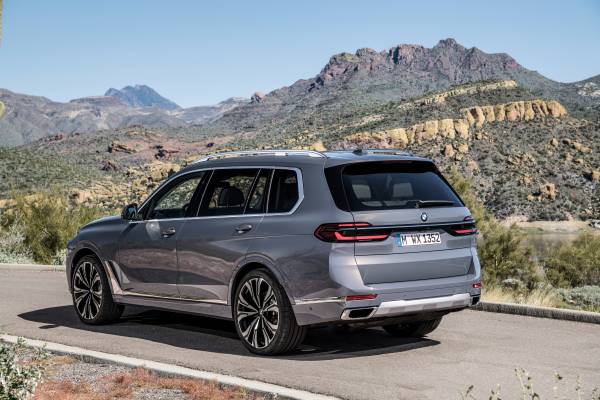 BMW X7 트림가이드 후면