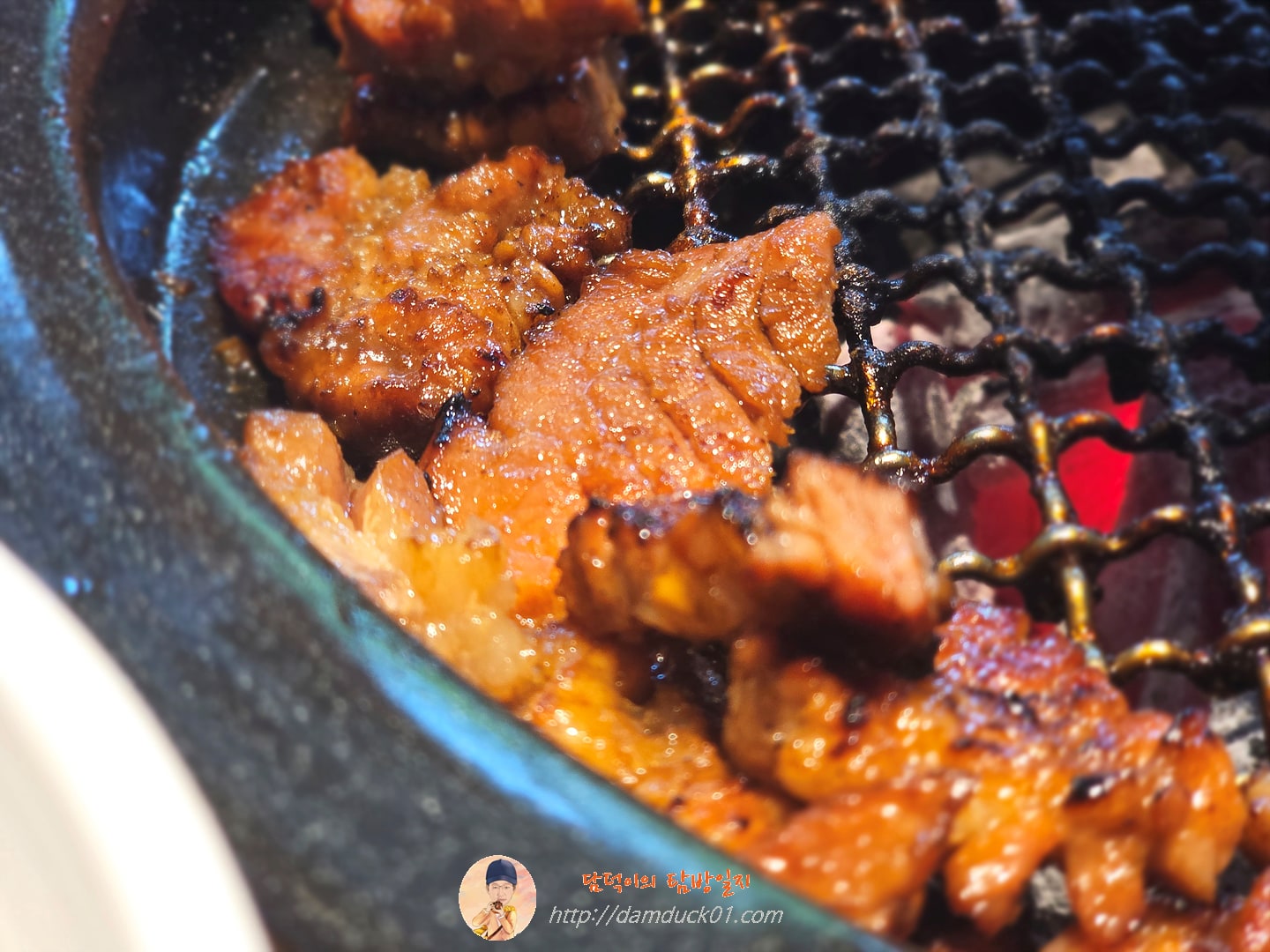 [점심] 한돈 숯불양념구이 한상