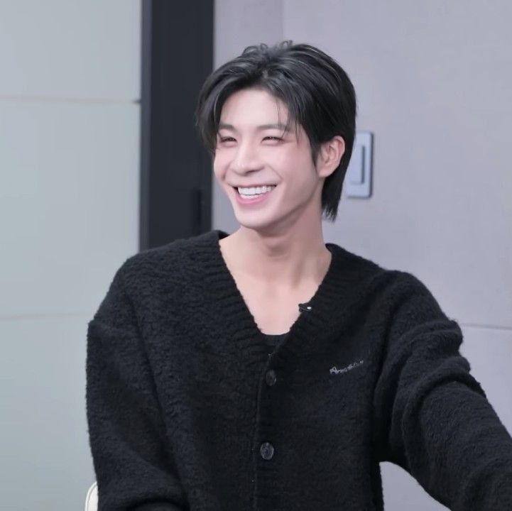 정동원 해병대 입대 나이 학력 가족관계 아버지 군인 제대 날짜 트로트가수 프로필