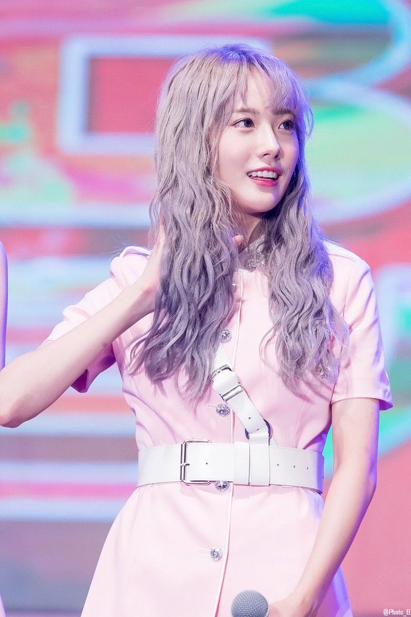 우주소녀 루다 인스타그램 사진 몸매