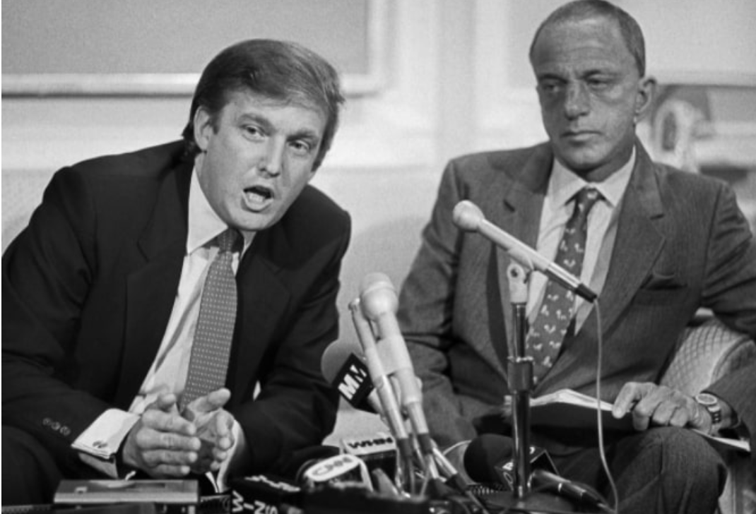 어프렌티스 트럼프 로이 콘