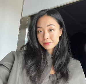 다니엘 헤니-와이프-루-쿠마가이