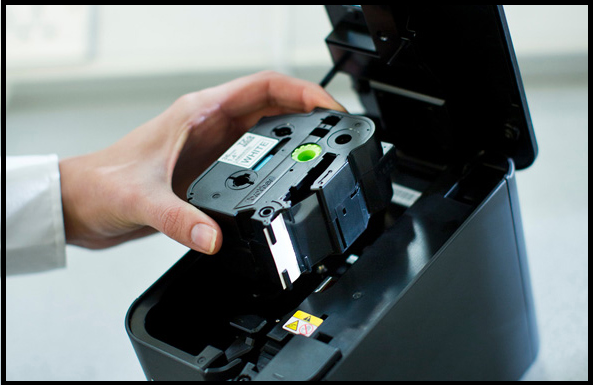 브라더 라벨 프린터 PT-P900W 사용법