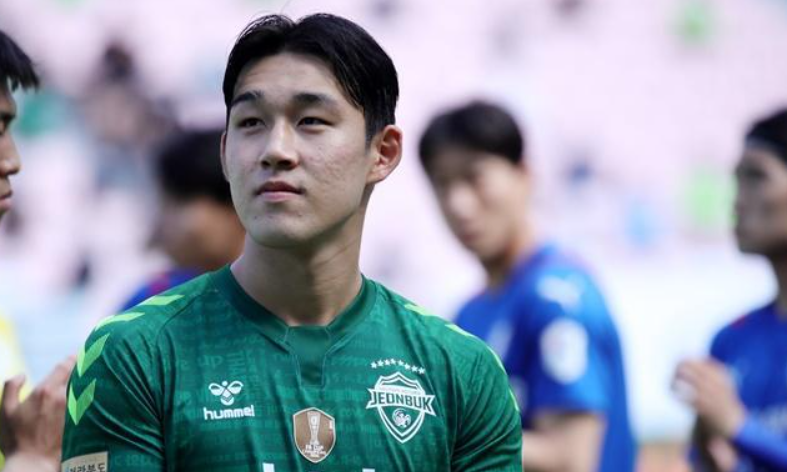 전북 현대 모터스 송민규 경기 모습│K리그 공격수 프로필