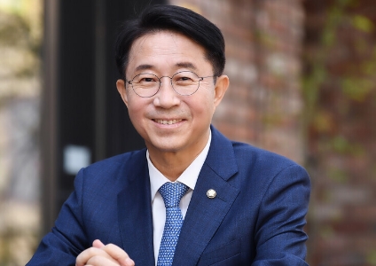 조정식 국회의원 프로필 나이 고향 학력 재산 페이스북