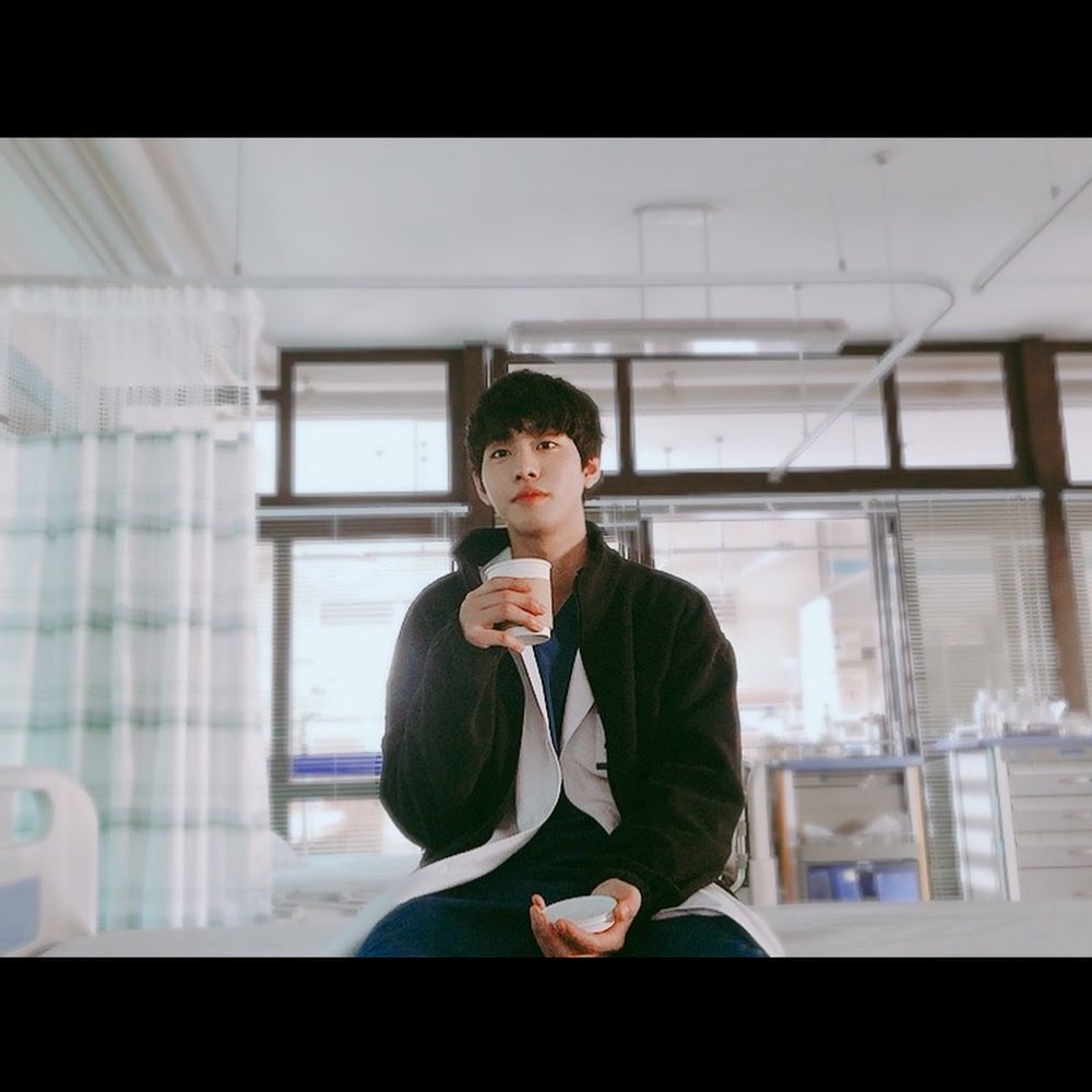 안효섭