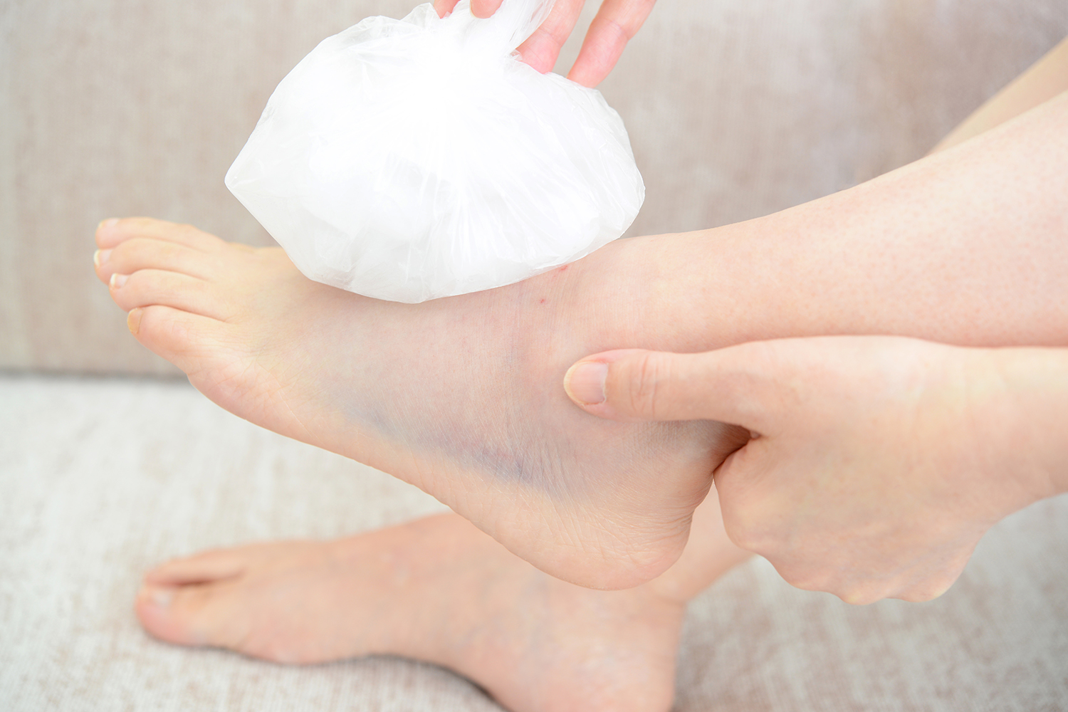 발목을 삐었을때 응급 처치 대처 방법