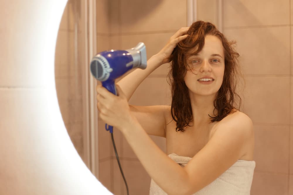 머리 말리는 방법: 올바른 드라이 습관이 필수