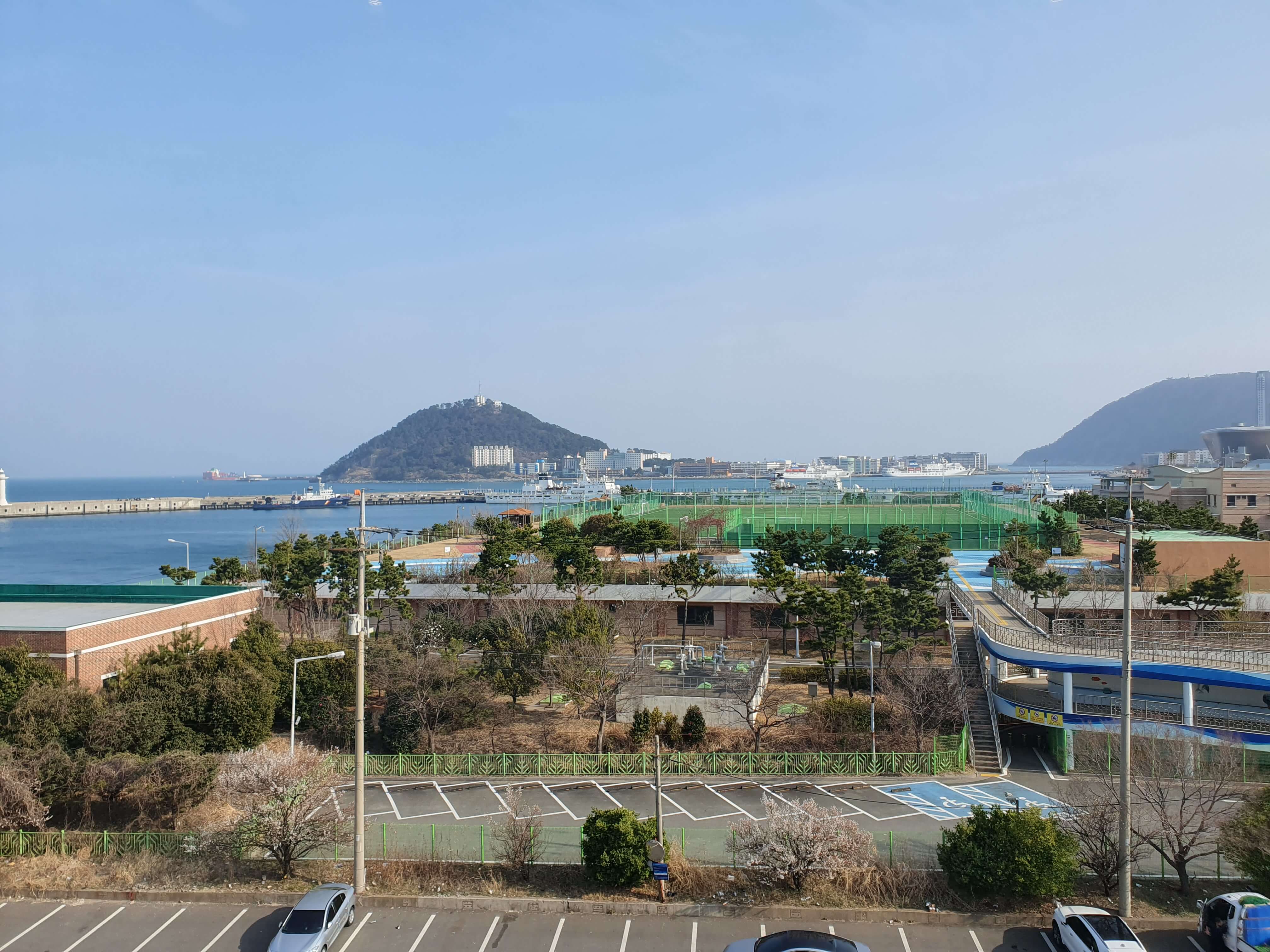 동삼동(영도) 피아크 바다 풍경