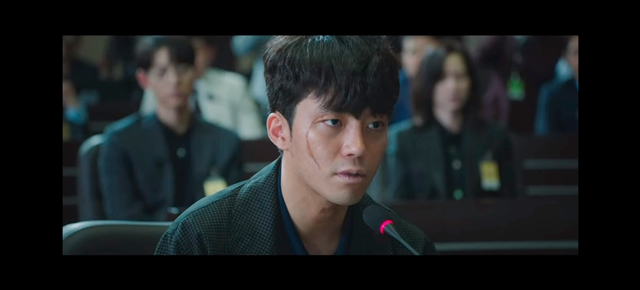 증인으로 출석한 하인석