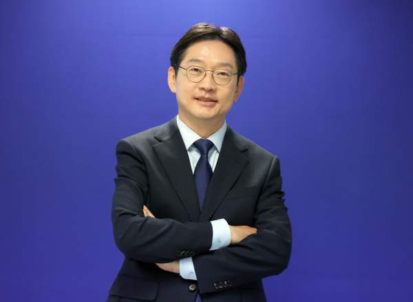 김경수 대통령 정무특보 프로필: 나이 학력 고향 盧 마지막 비서관의 18년 만 청와대 복귀