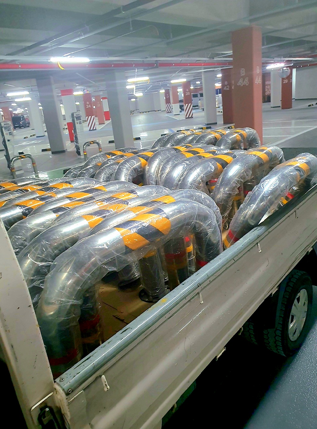 스텐볼라드는-맞춤형으로-제작합니다.