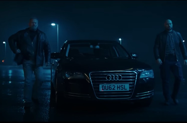 백 인 액션 줄거리 결말 리뷰 후기 - 넷플릭스 액션 코미디 영화다시보기 추천