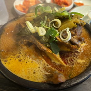 남겨서 뭐하게 뼈찜 함수라 메뉴