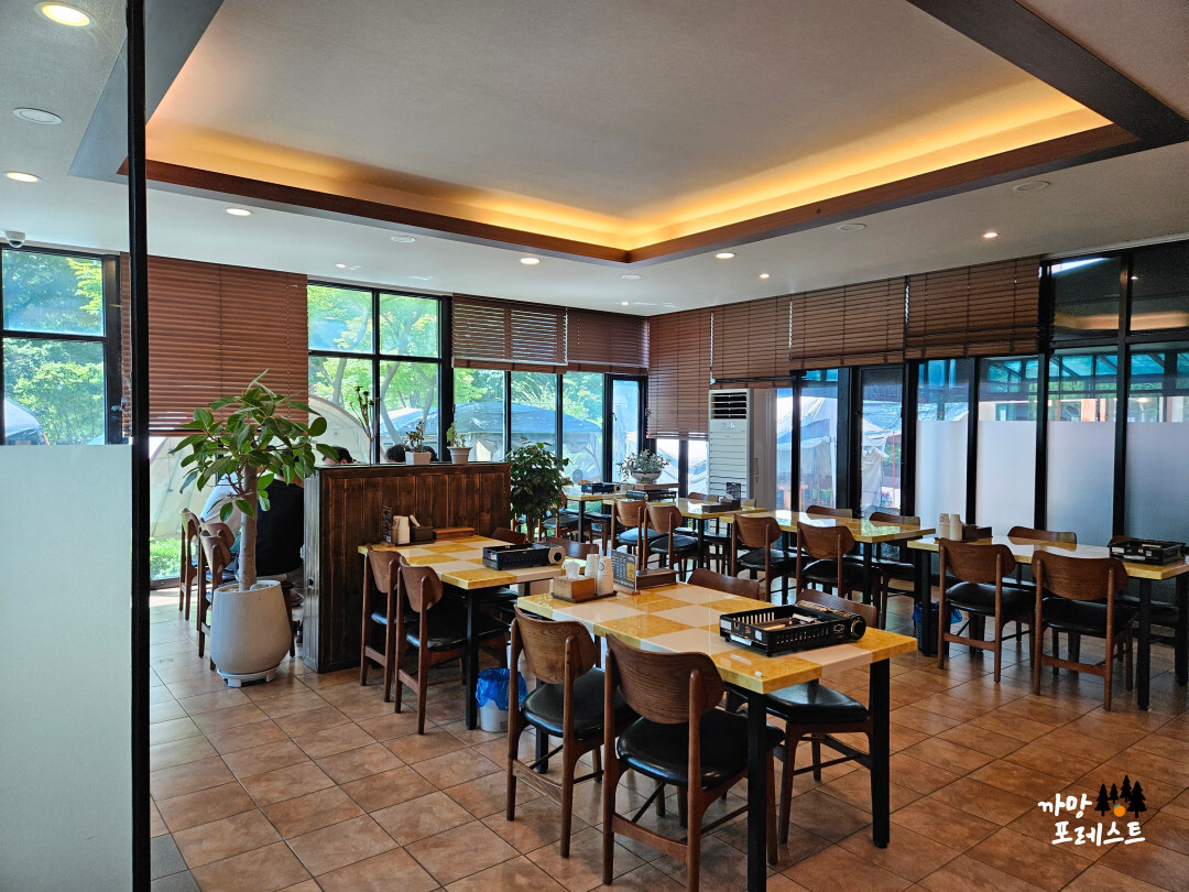 용인 산골 항아리 바베큐 실내