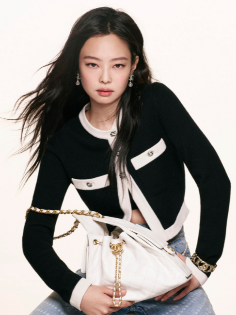 케주얼과 미니멀룩의 제니