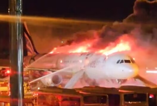 김해공항-홍콩행-에어부산-항공기-화재