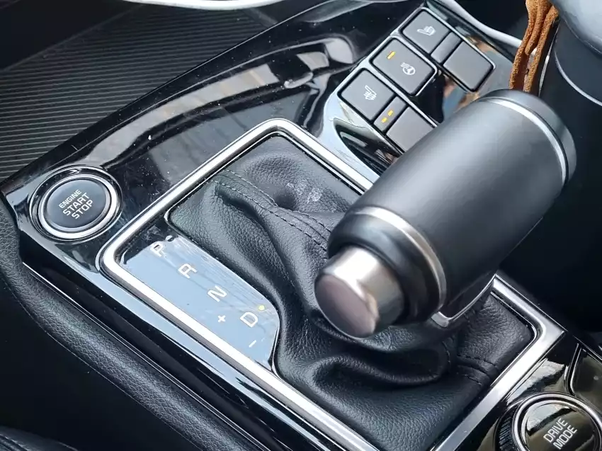 스포티지 1.6T에 맞물린 DCT는 자동 변속기와 다릅니다.