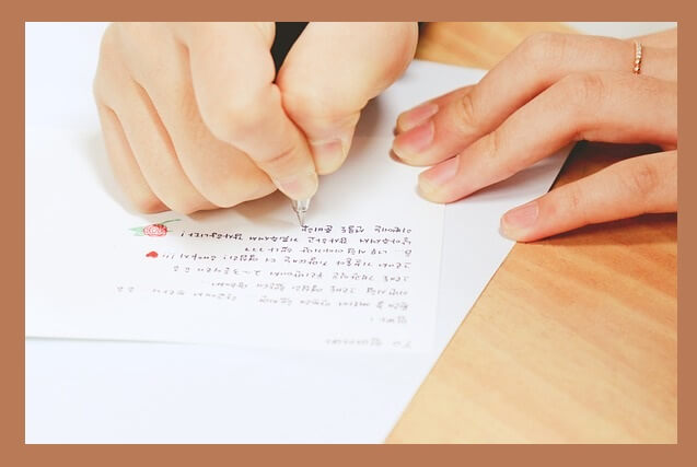글자-쓰는-손