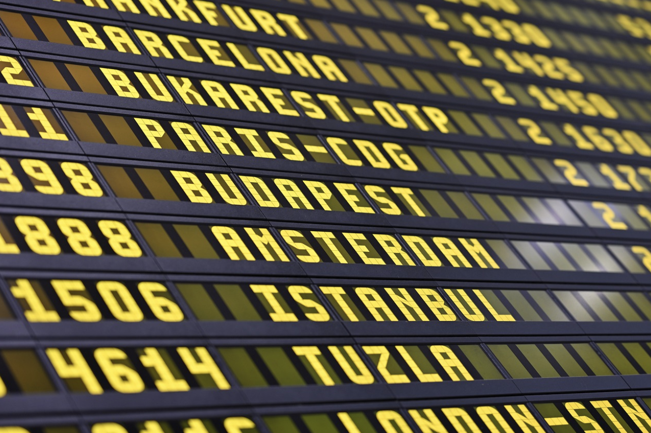 아기의 첫 번째 여행 준비하기 – 여행 필수품, 이동 방법, 숙소 선택 팁