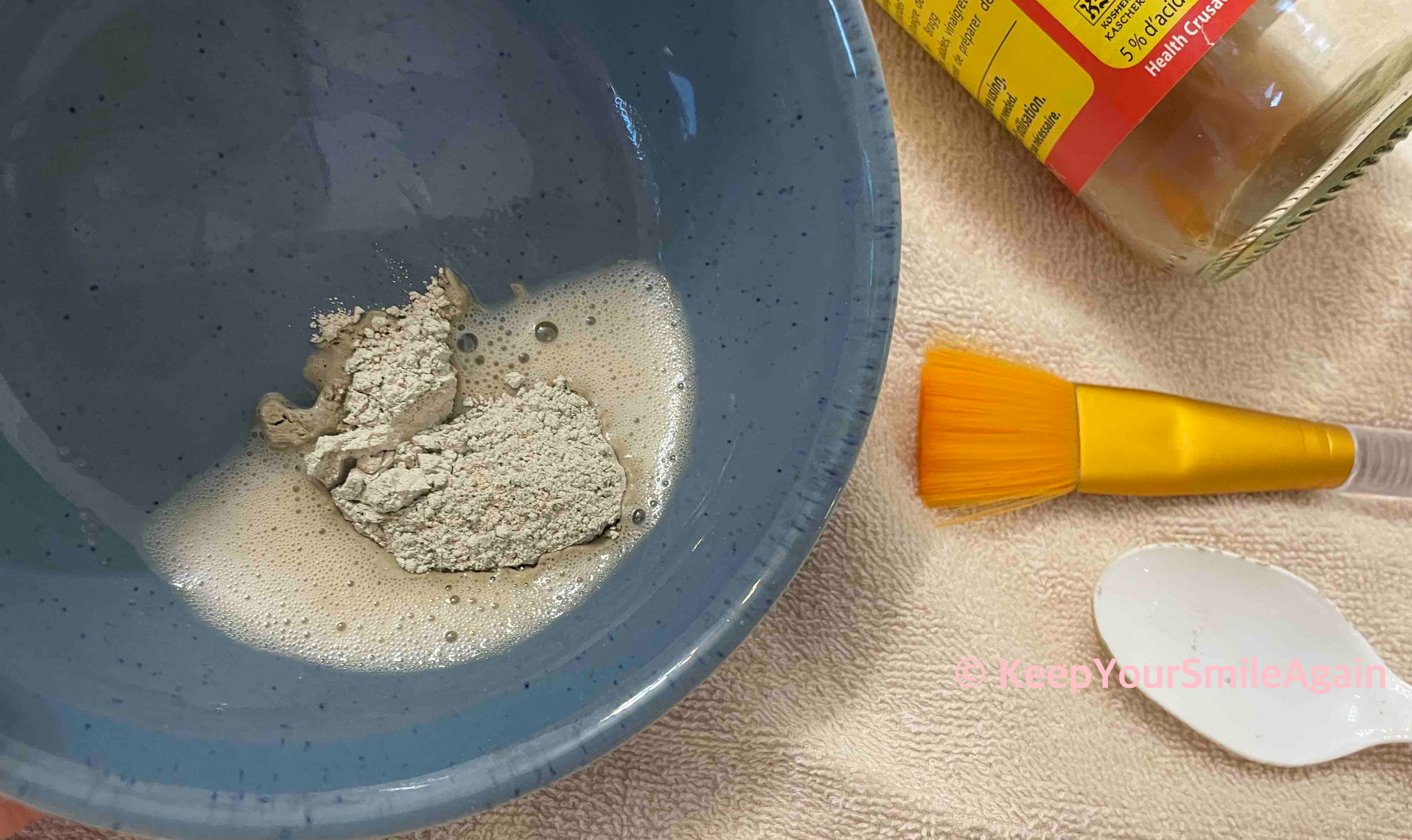 사과 사이다 식초 섞은 벤토나이트