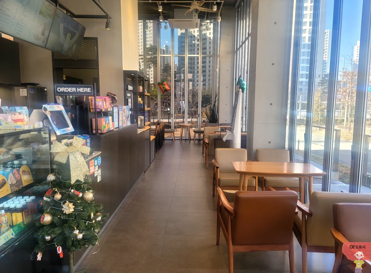 경기도-남양주시-다산중앙점-이디야-커피-내부