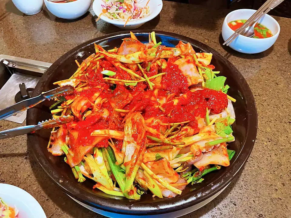 백반기행 179회 김종민 편 오징어불고기 백반 압구정 낙지불고기 오징어 튀김 청담동 맛집 소개