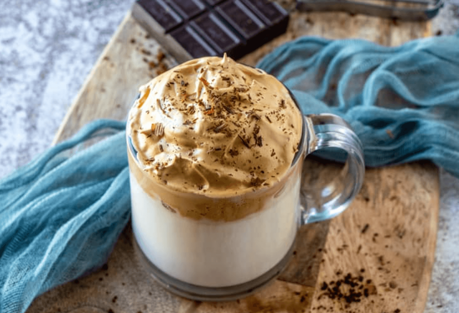 제대로된-카페모카-휘핑