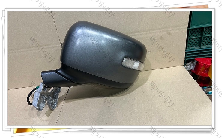 지프 레니게이드 중고 사이드미러 정면부