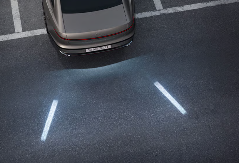 그랜저하이브리드후방유도등