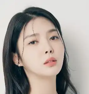 엄현경-프로필-사진