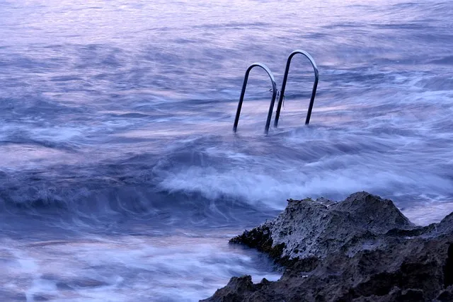 생수 유통기한 지난 제품 마셔도 되는지 건강 정보_9