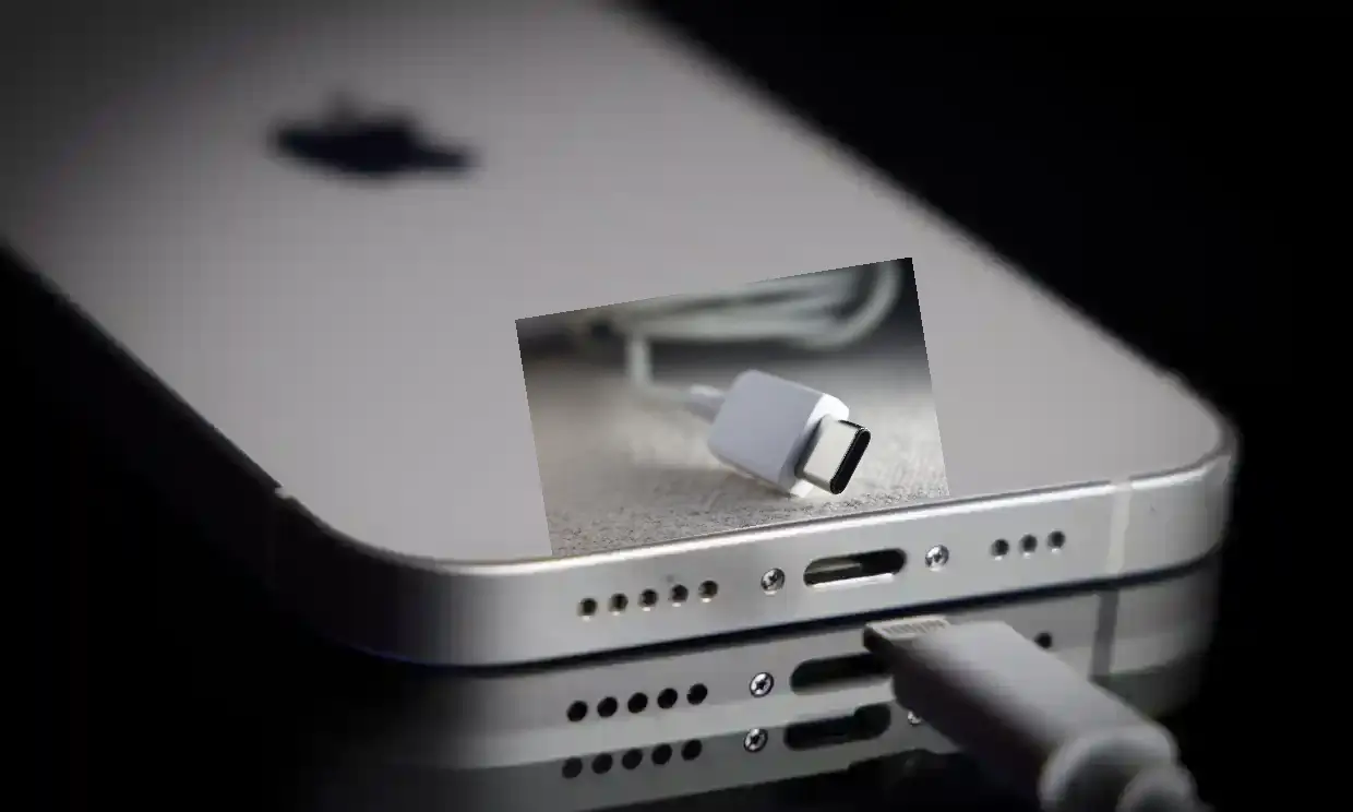 아이폰 라이트닝 단자와 USB-C 단자 비교